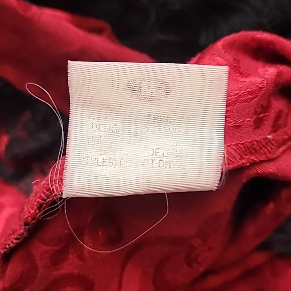 Lipservice gown - Picture 14 of 14